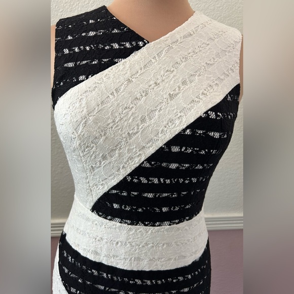 Color block dress NWT πππ - Picture 3 of 12